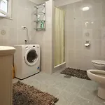 Marita - One Bedroom With Balcony Apartament