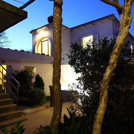 Appartement Marita - One Bedroom With Balcony *