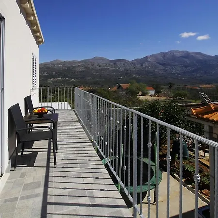 Marita - One Bedroom With Balcony Cilipi